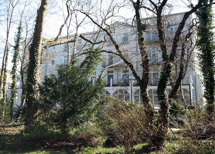 Warnemuende Appartement Parkblick Ref 81886